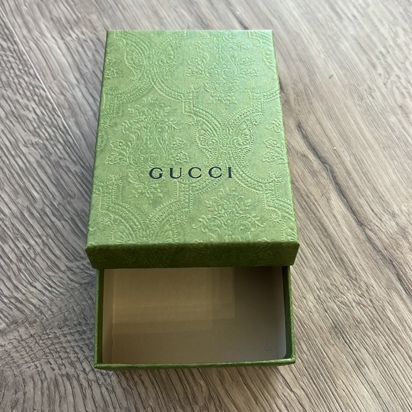 Gucci box - Picture 3 of 4